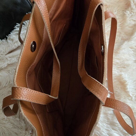 M.I.L.A. Brown Leather Handbag - Picture 3 of 3